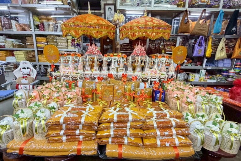 ตัวอย่างชุดเครื่องบวช แบบที่ 5